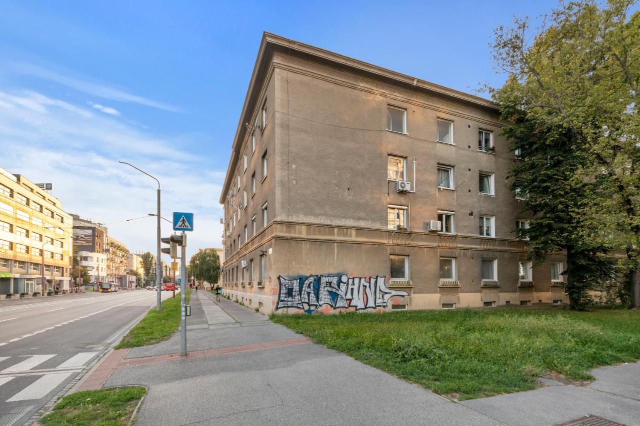 Bratislava Touch 2 Bedroom Apt Exterior foto